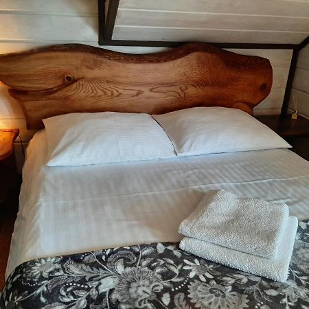 Apartament Huba Bagian luar foto