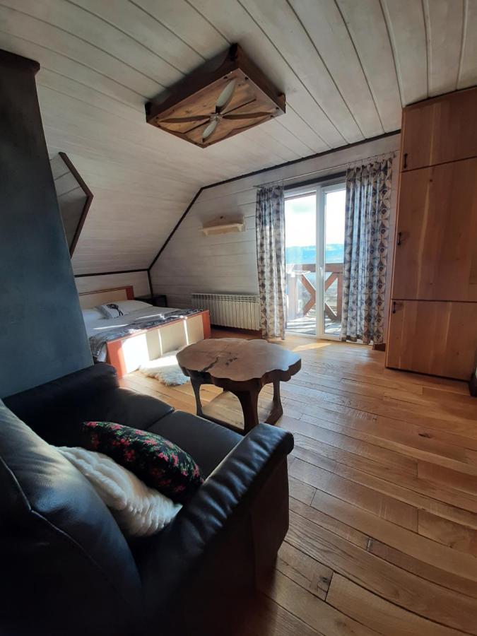 Apartament Huba Bagian luar foto